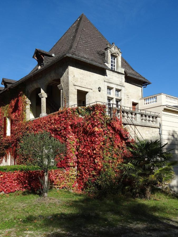 Chateau De Laroche Bed and Breakfast Vianne Exterior foto